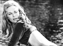 loffit-faye-dunaway-02.jpg loffit-faye-dunaway-02.jpg
